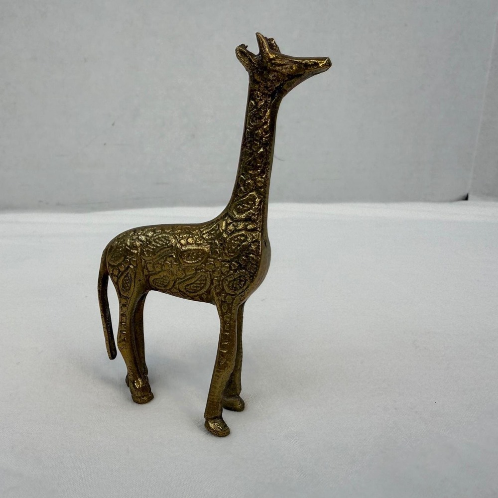 Vintage Etched Brass Giraffe Figurine Boho Animal Statue Decor 4.5 Inch